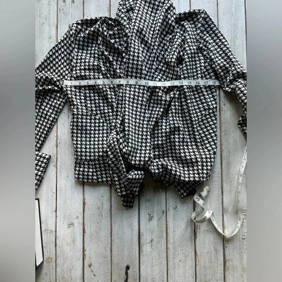 CAbi | houndstooth | scarf neck | jacket | open front | s - Picture 3 of 5